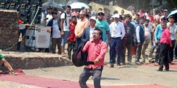 बुटवलमा प्रधानमन्त्रीलाई कालो झण्डा देखाइयो