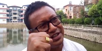 गल्ति गर्ने मेयर माफी माग्ने उपमेयर