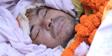 पशुपति आर्यघाटबाट सदाका लागि अस्ताए बाल कुमार (फोटोफिचर)