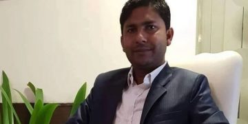 वडा अध्यक्षमाथि हेलमेट प्रहार