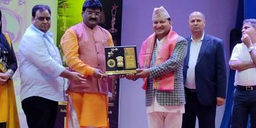 नेपाली युवा कमल कटुवाल भारतमा अवार्डद्वारा सम्मानित