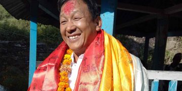 नेकपाका सांसद पार्वत गुरुङविरुद्ध पक्राउ पूर्जी जारी