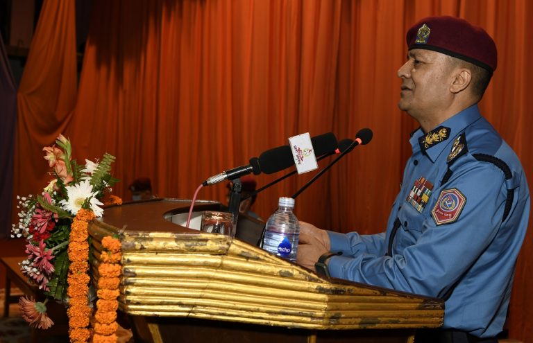 कानुनको कार्यान्वयनमा नचुक्न र नझुक्न प्रहरीलाई आईजीपी थापाको निर्देशन