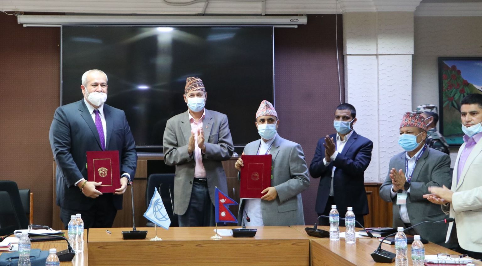 नेपाल सरकार र विश्व बैंकबीच ४५ करोड डलर बराबरको आर्थिक सम्झौतामा हस्ताक्षर