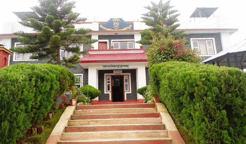 डडेल्धुराको अमरगढीमा जुवा खेलीरहेका ११ जना पक्राउ गरि नाम सार्वजनिक