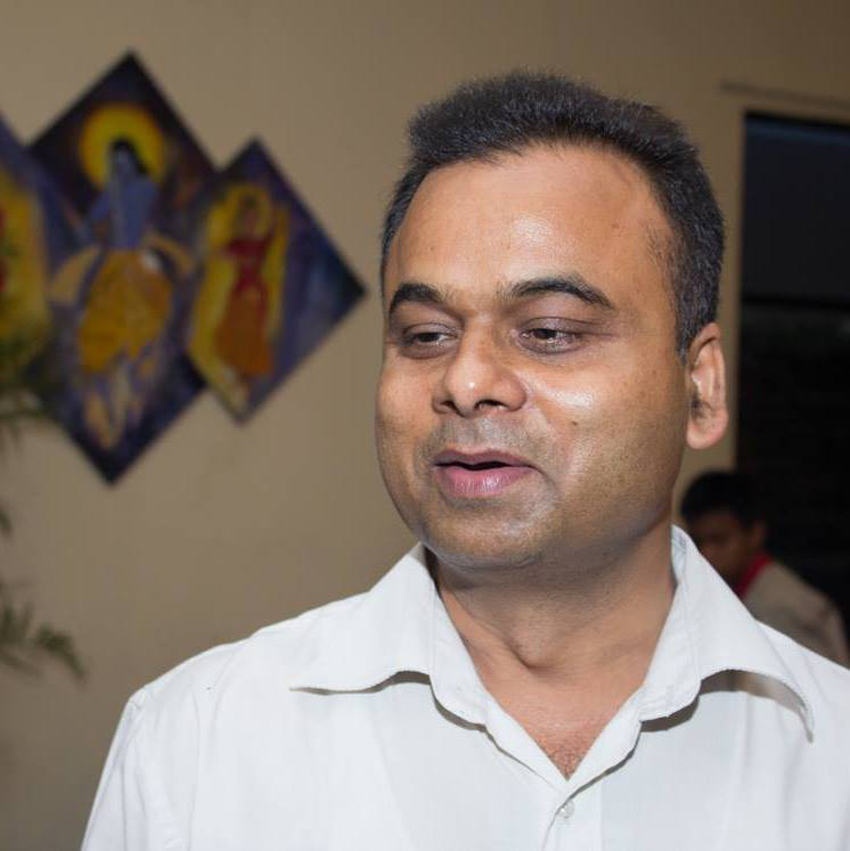 अध्यादेश ल्याएर ओलीले संवैधानिक व्यवस्थामाथि नै खेलवाड गरेः भिमार्जुन आचार्य