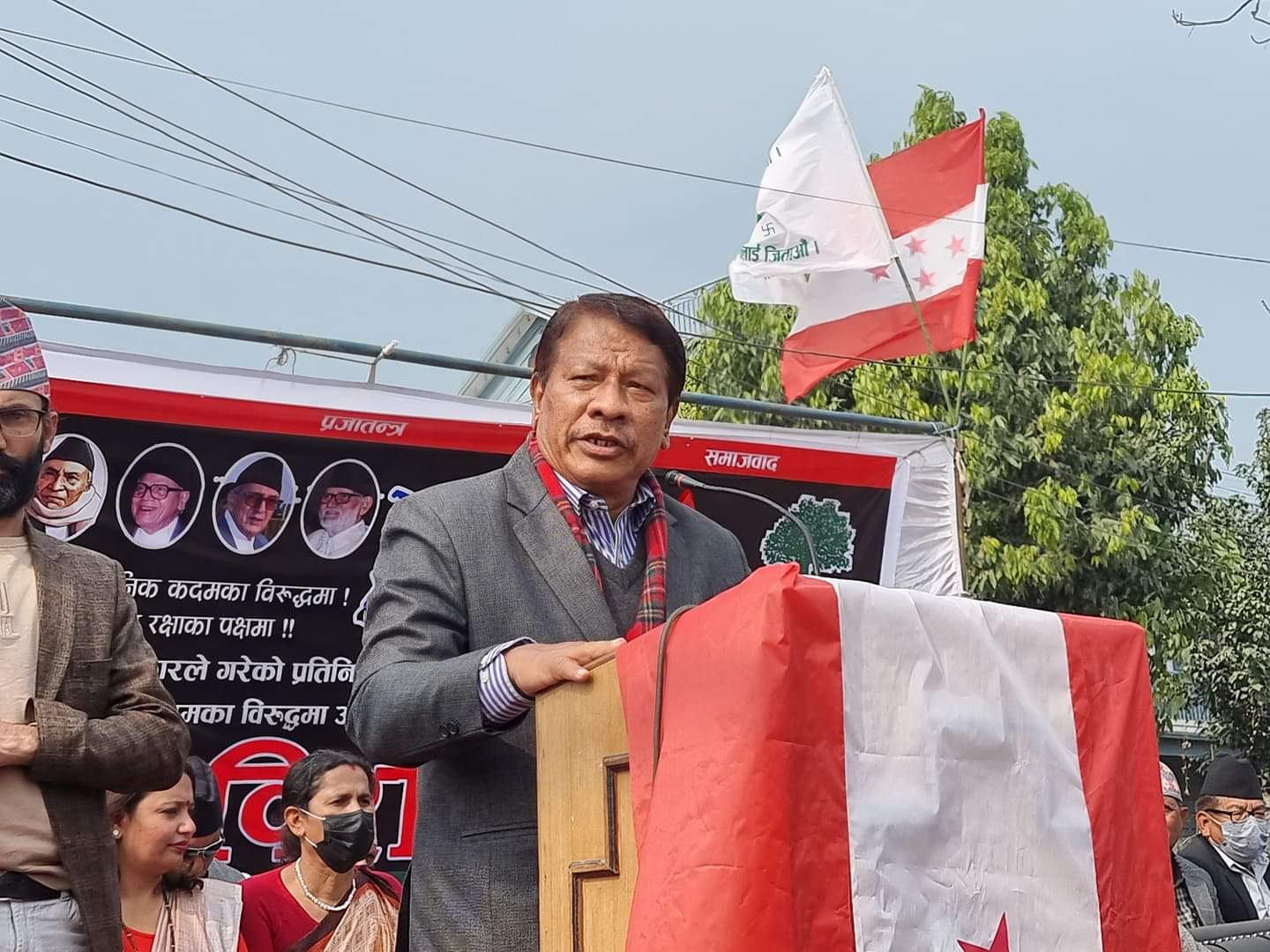 ओलीले आफ्नो सत्ता लम्ब्याउन निर्वाचनको घोषणा गरेः प्रकाशमान सिंह