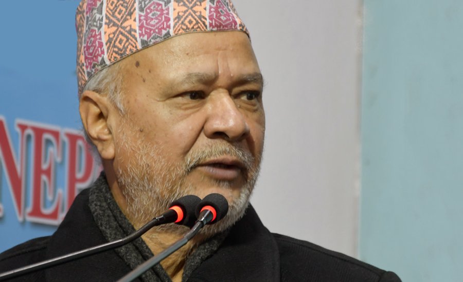 आलोचना गरौं भने प्रधानमन्त्री ओली फेरि नारायणहिटी गेटमा रूनुहोला: रघुजी पन्त