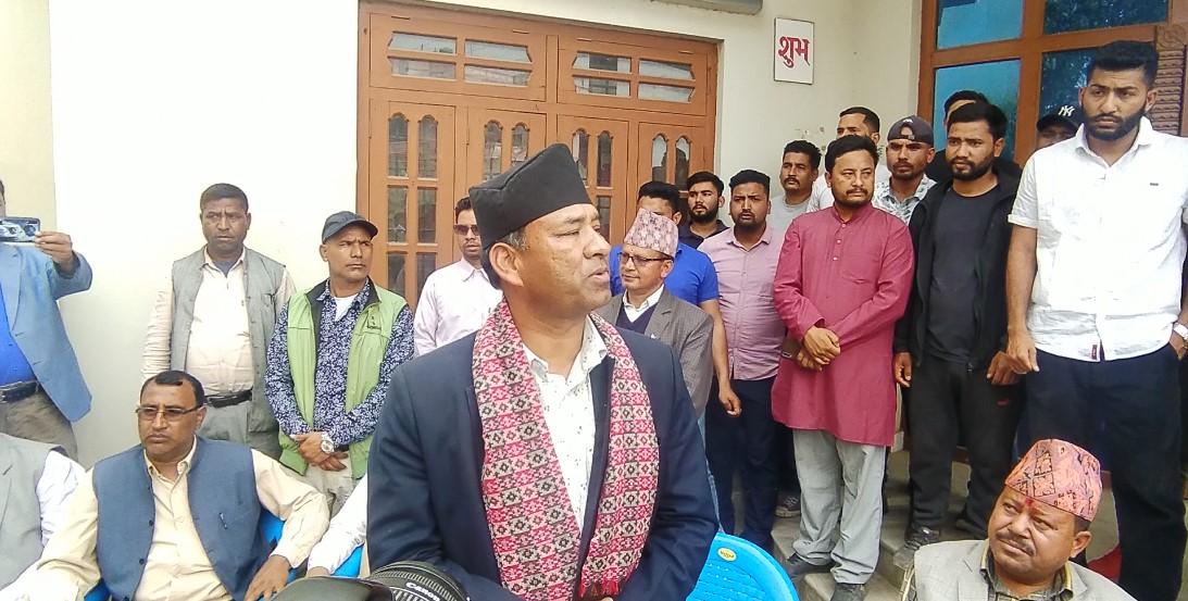 भीम रावलले कायकर्ता संग उठाएको तिसलाख लेबीमा आर्थिक अनियमितता गरे : कर्ण थापा