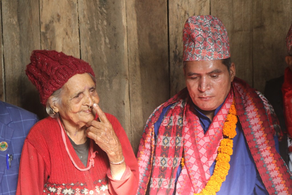 भारतमा ४० वर्ष जेल बसेका दुर्गाप्रसादले पाए नागरिकता