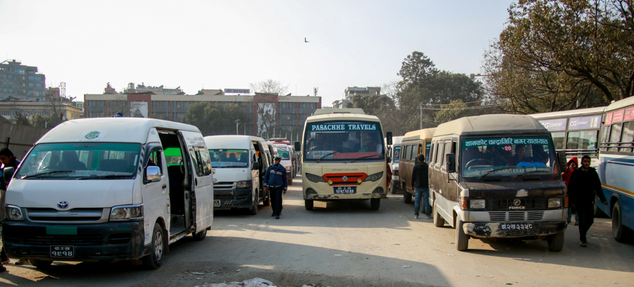 एक हप्ताभित्र खुलामञ्चबाट बसपार्क हट्ने