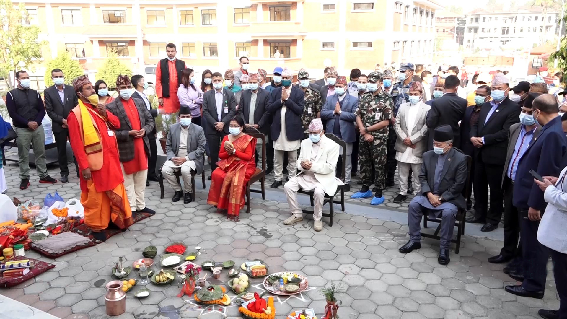 बालुवाटारबाटै  किन सुरु भयो स्वास्थ्य मापदण्ड उल्लङ्घन ?
