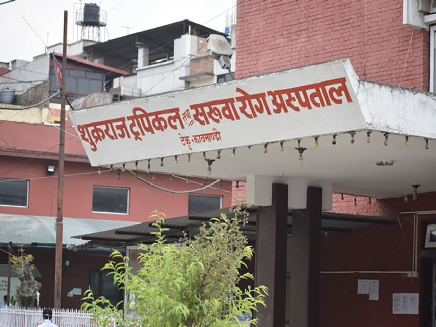 कोरोनाले भयाबह अबस्थालिने संकेत, टेकु अस्पतालले कोभिड बिरामीको मात्र उपचार गर्ने