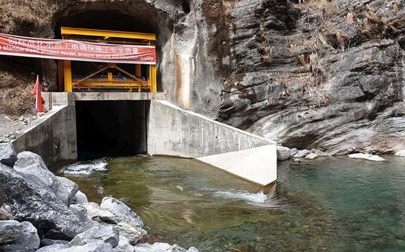 धाराको टुटी खोलेर मेलम्ची पानीकाे उद्घाटन