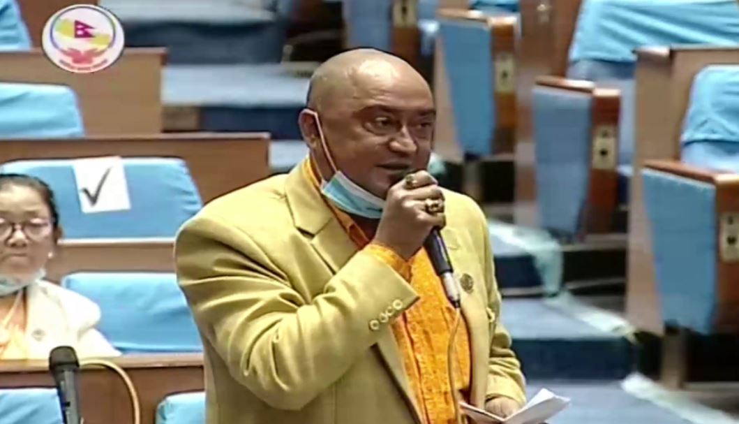 उत्पादित काठ बेच्न नसक्ने सरकारले, यो गरे त्यो गरे भन्दै ठुलो कुरा गर्ने ? : देवप्रसाद तिमिल्सिना