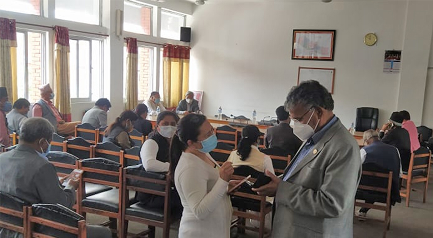 संसद विघटनविरुद्ध विपक्षी गठबन्धनको रिट तयार, सांसदहरुले हस्ताक्षर गर्दै