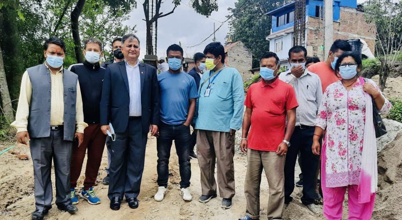 ईश्वर पोखरेल तीन बर्षपछि फर्किए आफ्नो निर्वाचन क्षेत्र