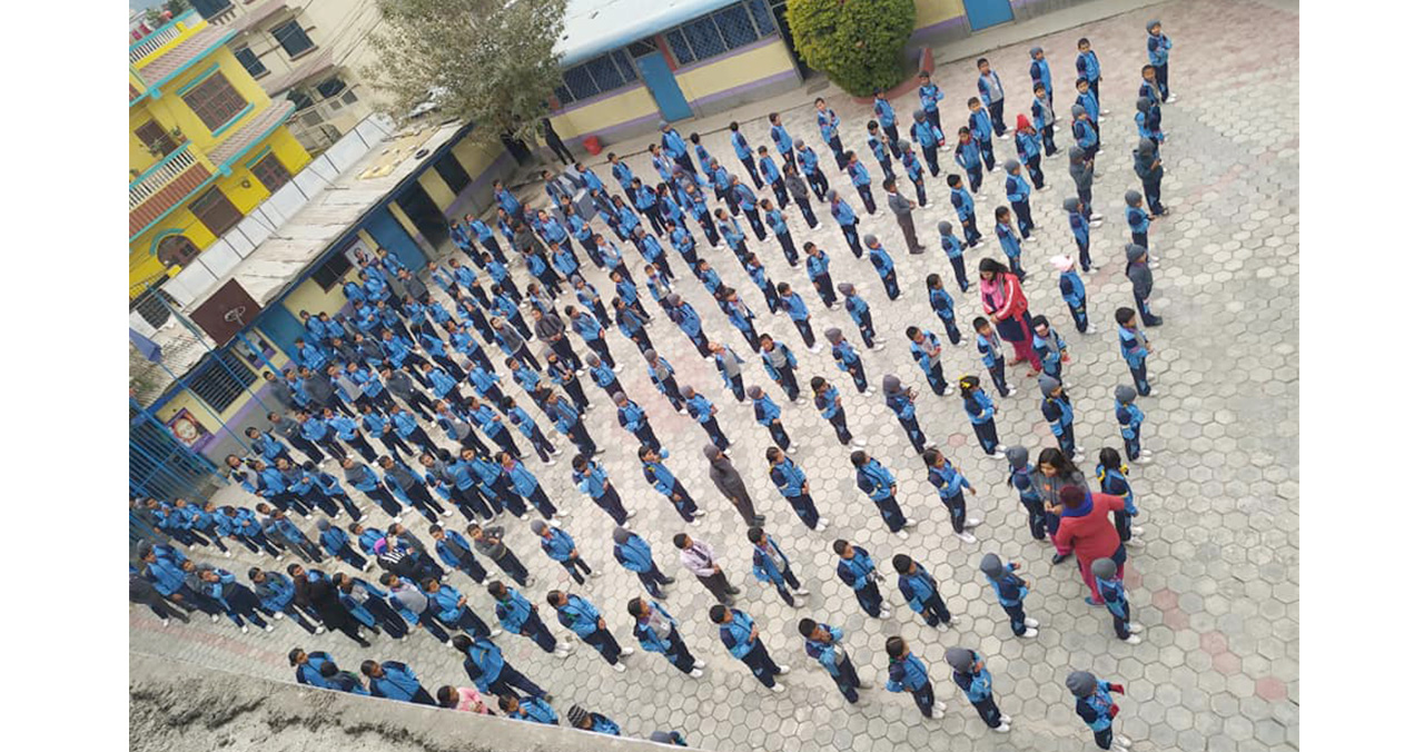 जोन एकेडेमीले मेलम्ची बाढी पीडित बालबालिकालाई निःशुल्क शिक्षा दिने