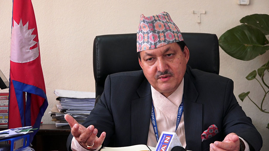 विपतबाट क्षति बेहोरेका किसानलाई सरकारले क्षतिपूर्ति दिन्छ : सचिव कार्की