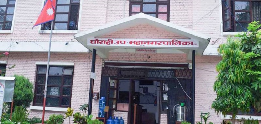 घर–घरबाट फोहोर किन्दै घोराही उपमहानगर