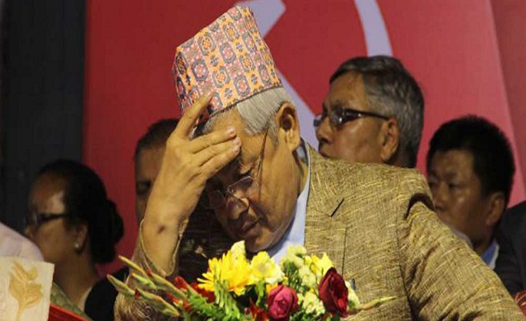 एमाले उपाध्यक्ष बामदेवमाथि आइलाग्यो ठूलो बज्रपात