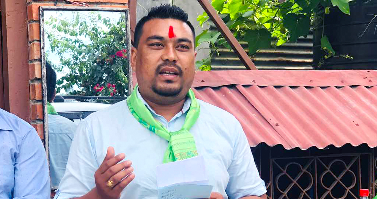 बिजेन्द्र श्रेष्ठले दिए नगर सचिवमा उम्मेदवारी