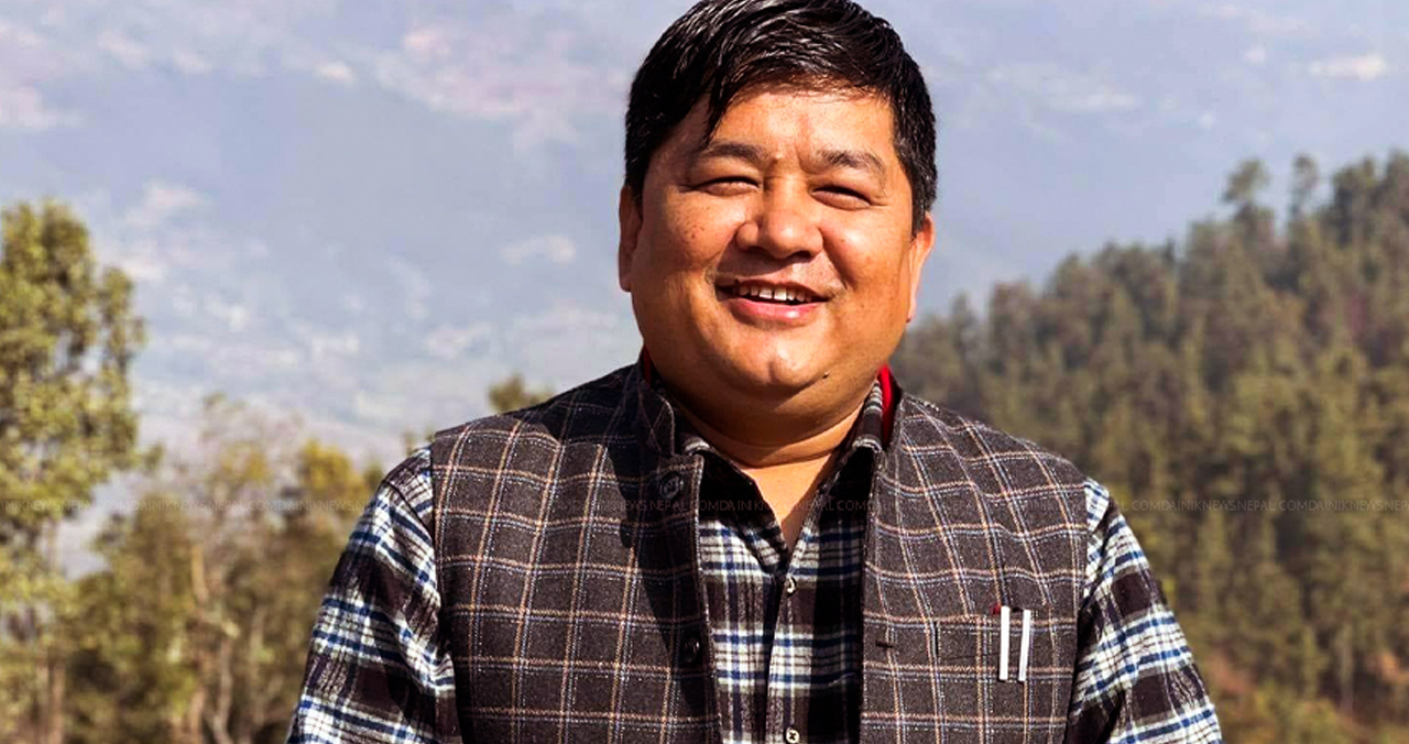 काँग्रेस चितवन सभापतिको ठाडो चेतावनी- प्रचण्डले चितवन कांग्रेसलाई दिएको धोकाको मुल्य चुकाउनै पर्छ