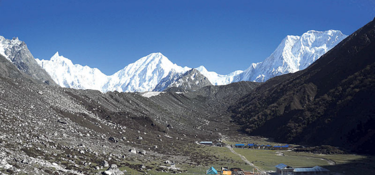 मनाङमा खोप नलगाएका पर्यटकलाई प्रवेशमा प्रतिबन्ध