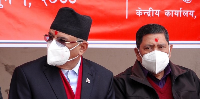 नारायणकाजी श्रेष्ठले बैठकमै प्रचण्डलाई यसरी थर्काएपछि !
