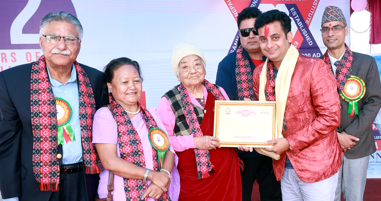 सञ्चारकर्मी सोनित राज ढुंगेललाई सम्मान