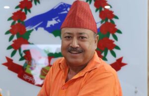 शैक्षिक सत्रदेखि पढाइ सुरु नभए अनशन बस्ने धनगढीका मेयर हमालको चेतावनी